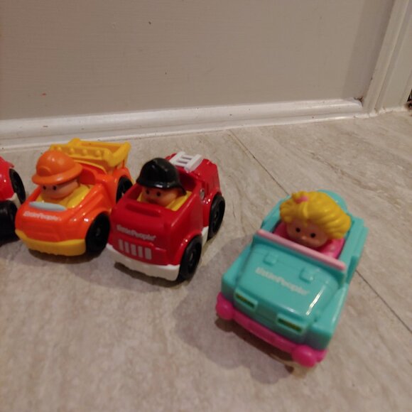 Fisher-Price Little People Wheelies Car Set 6 Pieces 2000s - Picture 5 of 9